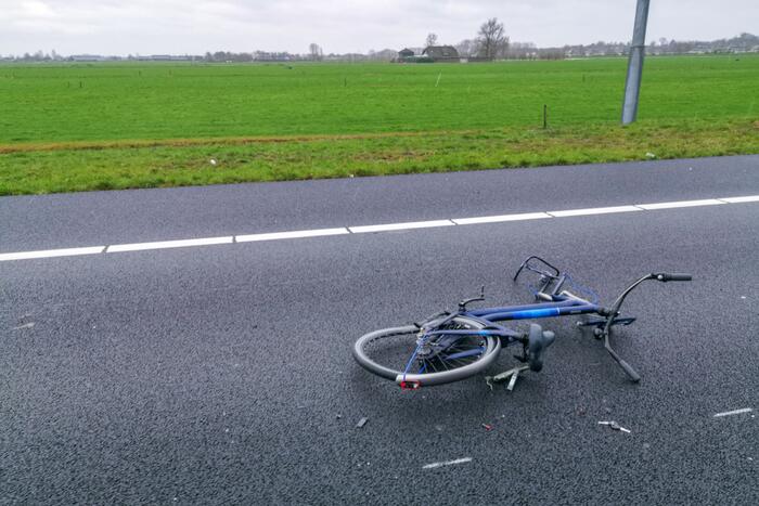 Automobilist verliest fiets op snelweg